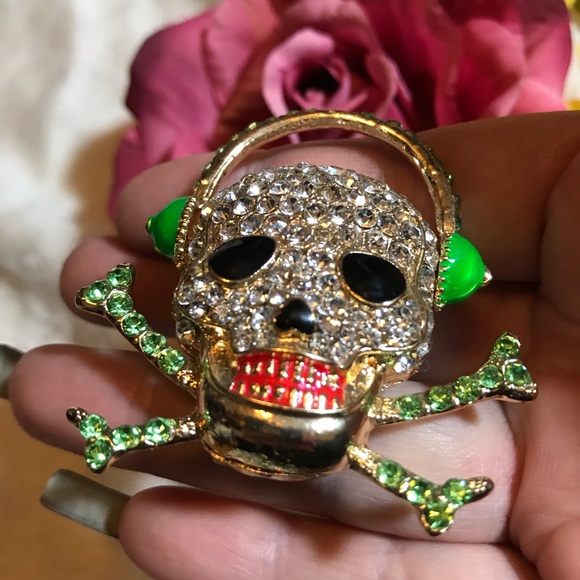 🎧skeleton with headphones magnet 🧲 🎧 - Picture 4 of 5